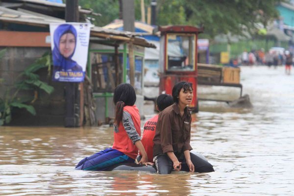 Contoh Teks Eksplanasi Banjir
