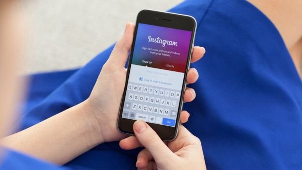 Cara Menonaktifkan Akun Instagram di iPhone